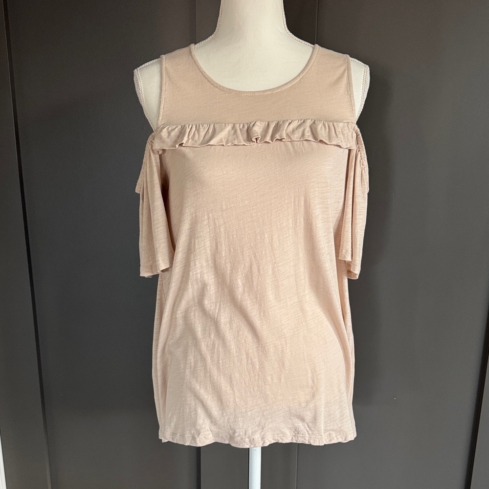Cupio Chic Cold Shoulder Blouse in Cream Sz S